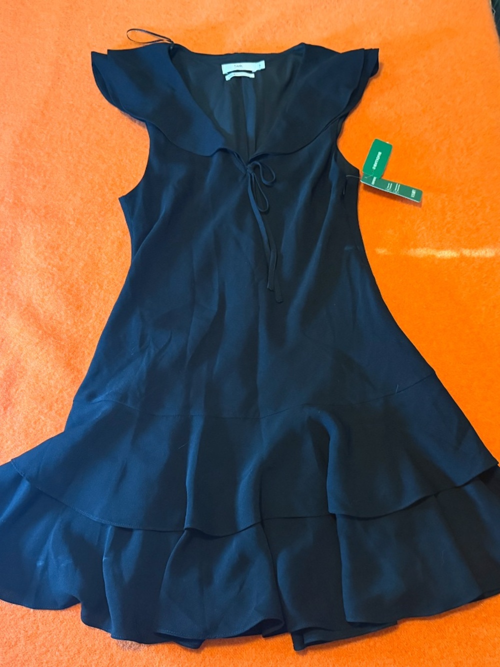 Black crepe ruffle mini dress NWT - Picture 3 of 14